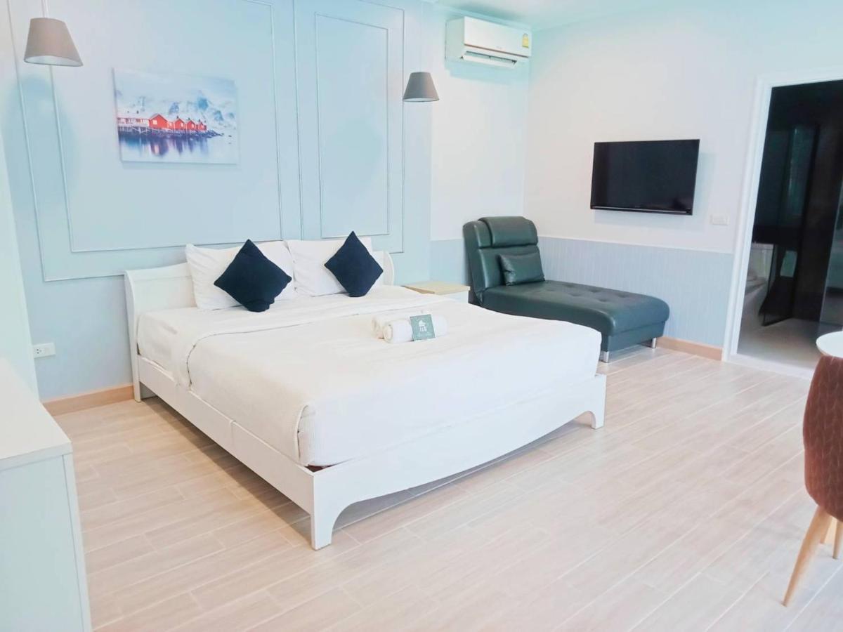 La Riva Boutique Hotel Kamphengphet Kültér fotó