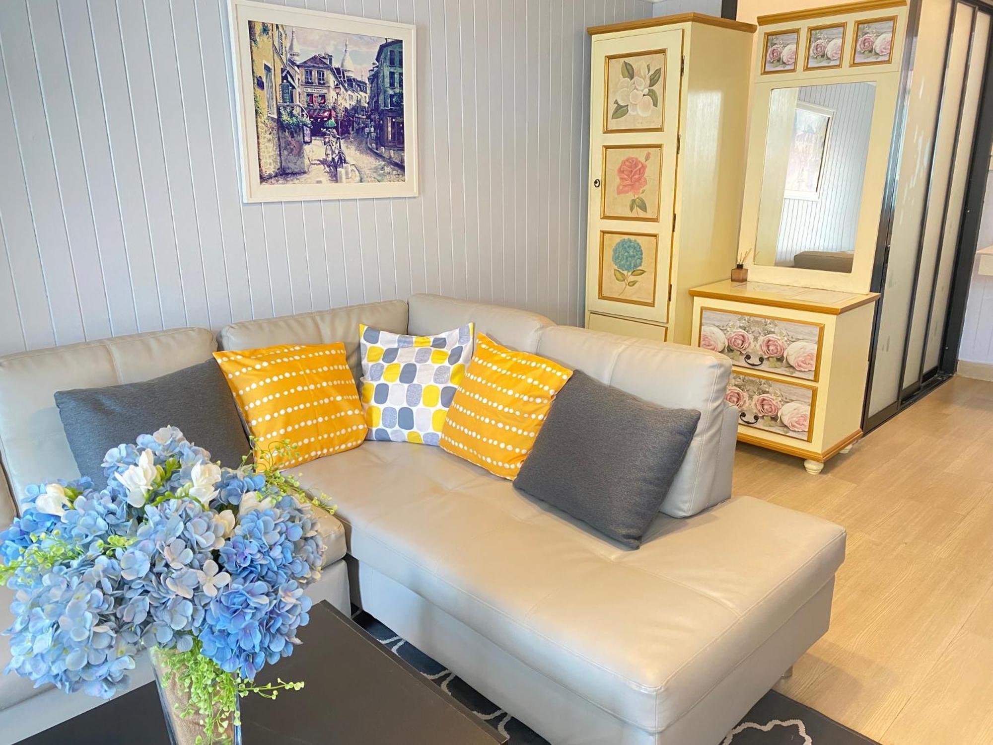 La Riva Boutique Hotel Kamphengphet Kültér fotó