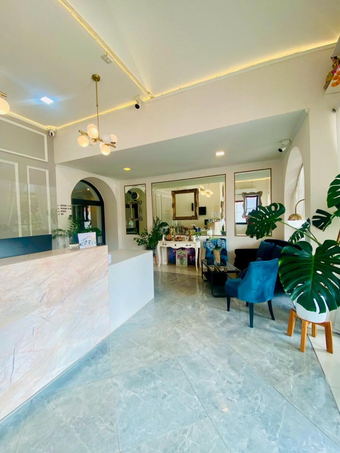 La Riva Boutique Hotel Kamphengphet Kültér fotó
