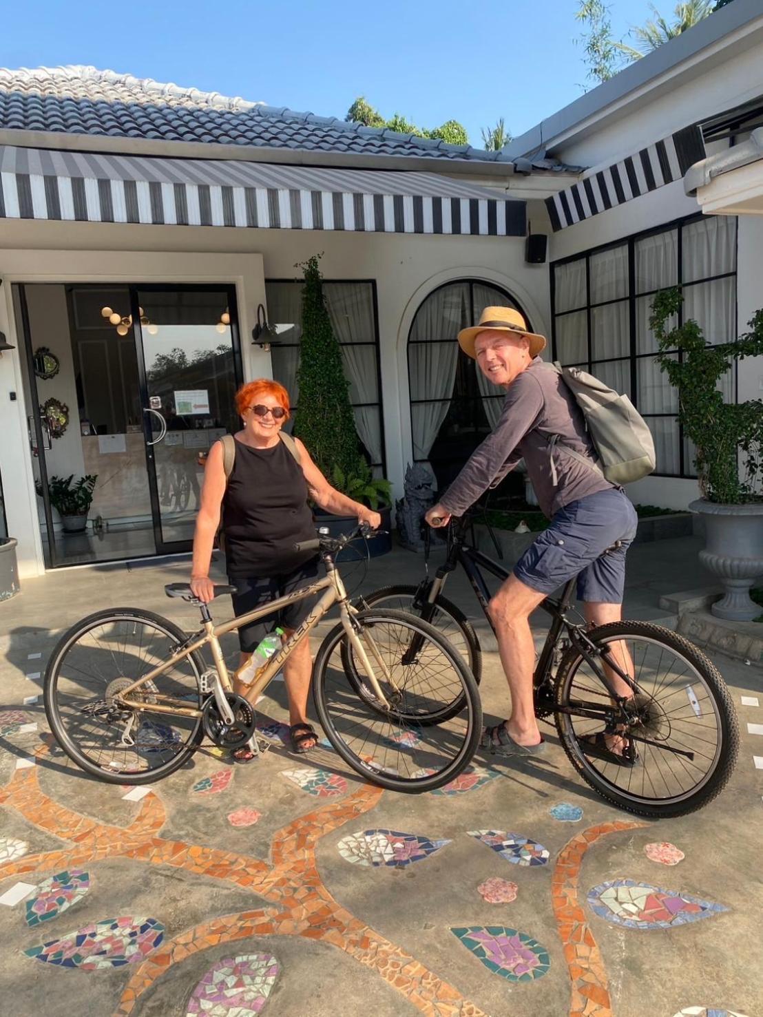 La Riva Boutique Hotel Kamphengphet Kültér fotó