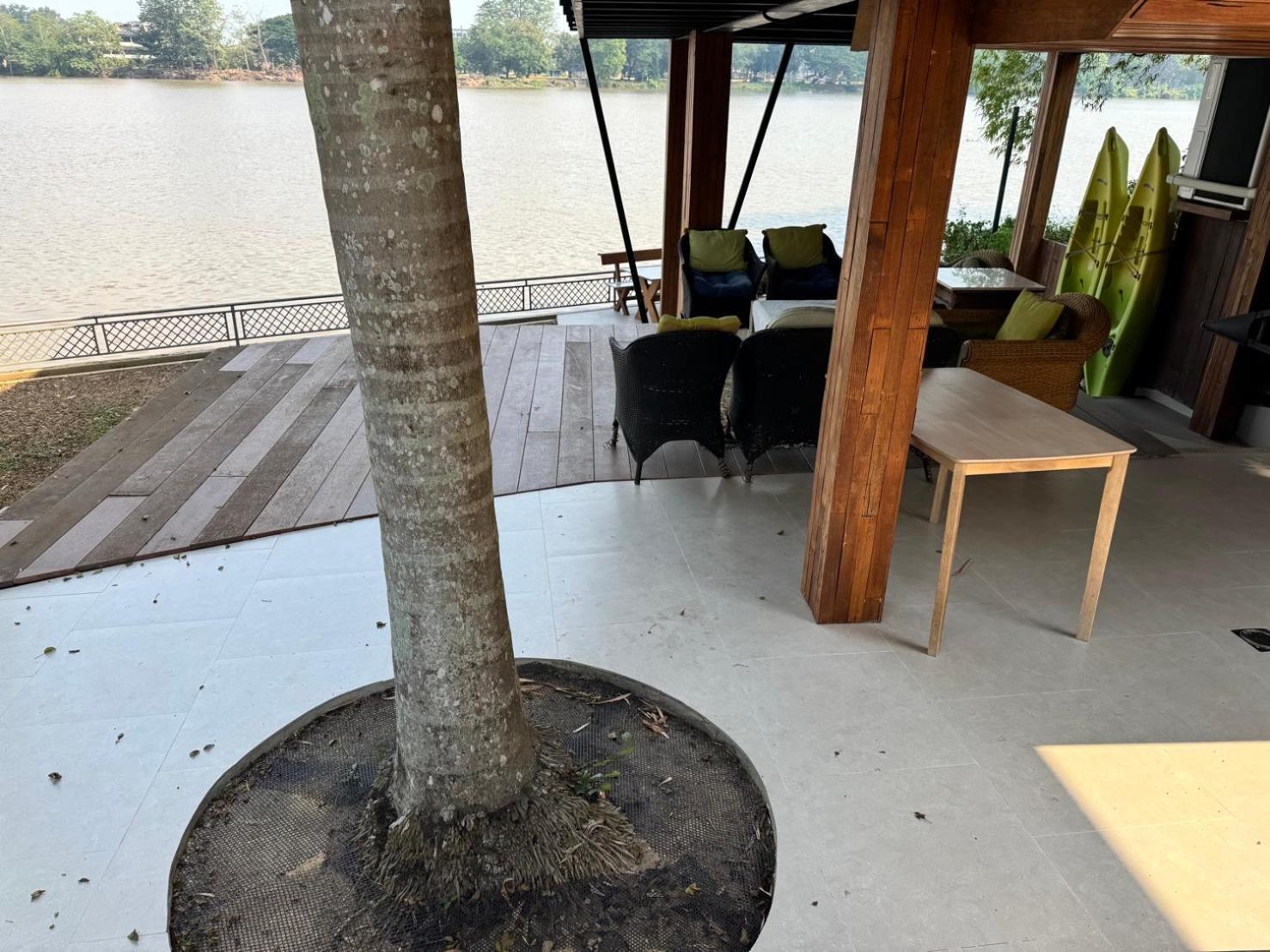 La Riva Boutique Hotel Kamphengphet Kültér fotó