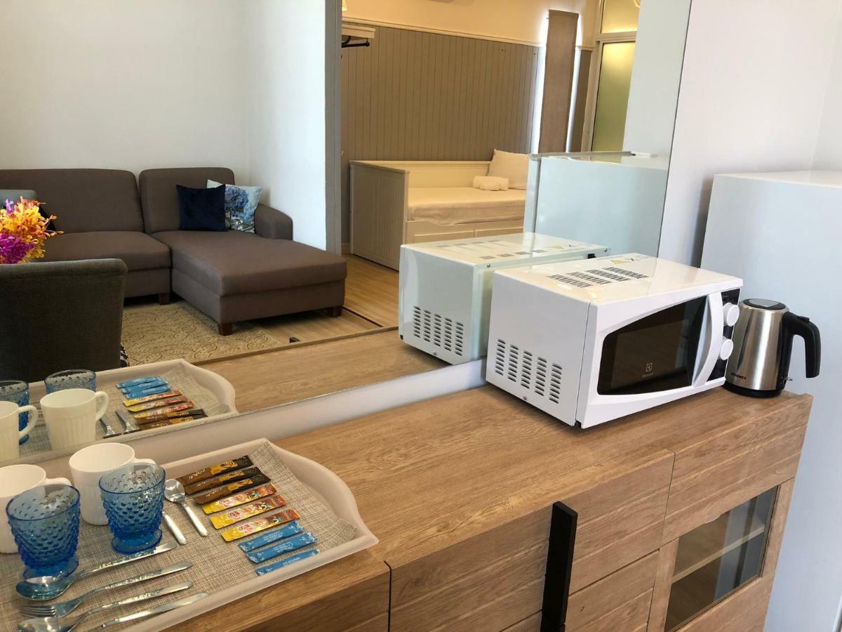La Riva Boutique Hotel Kamphengphet Kültér fotó